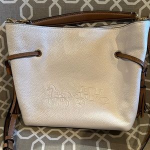 Coach CA165 Andy Tote With Horse And Carriage Chalk Multi. Great condition